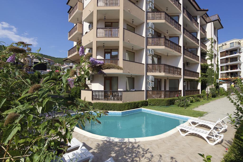 Mars Apartments In Complex Shipka Sveti Vlas Exterior foto