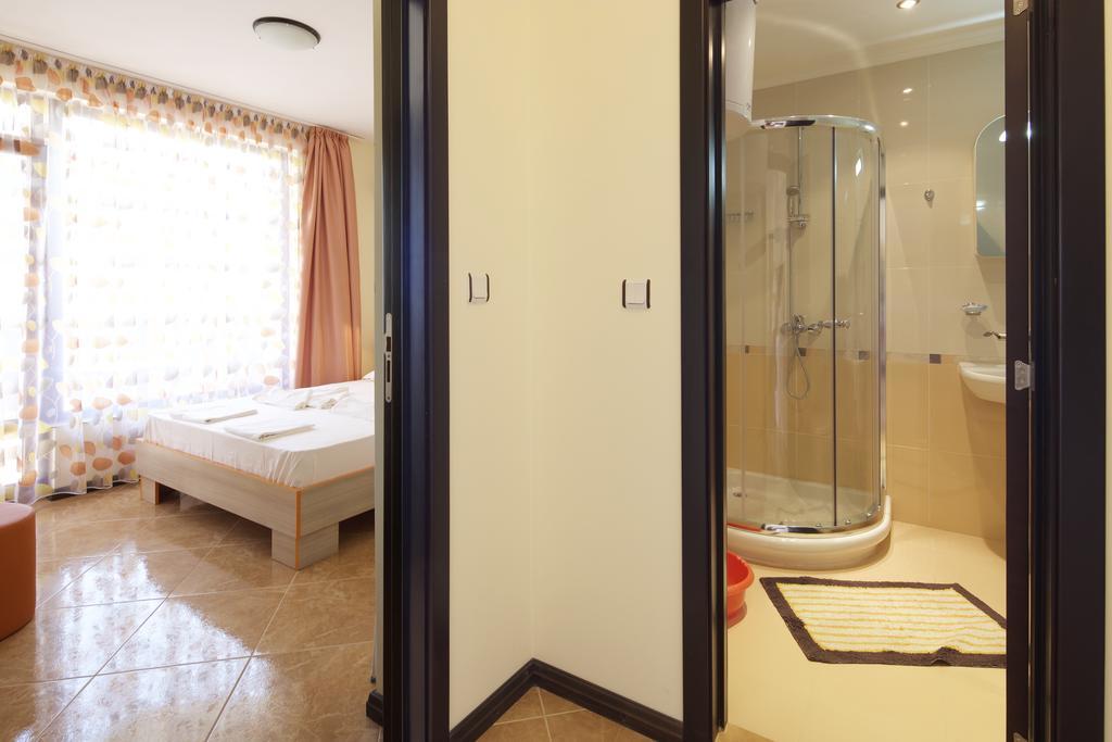 Mars Apartments In Complex Shipka Sveti Vlas Exterior foto